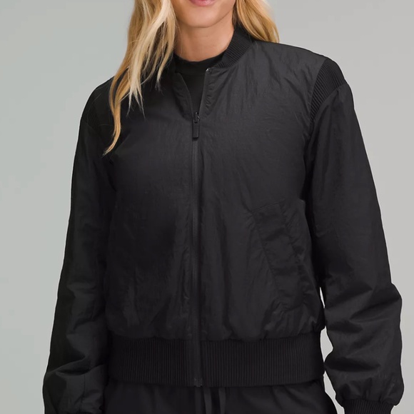LULULEMON REVERSIBLE INSULATED BOMBER JACKET.BNWT - Picture 7 of 8